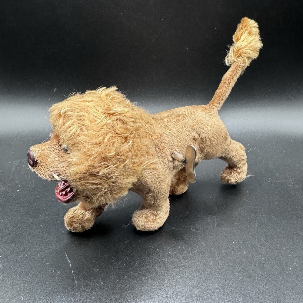 Vintage Alps Japanese Roaring Lion Windup Key Toy 1950's